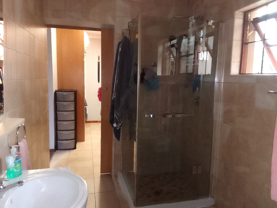 3 Bedroom Property for Sale in Protea Park North West